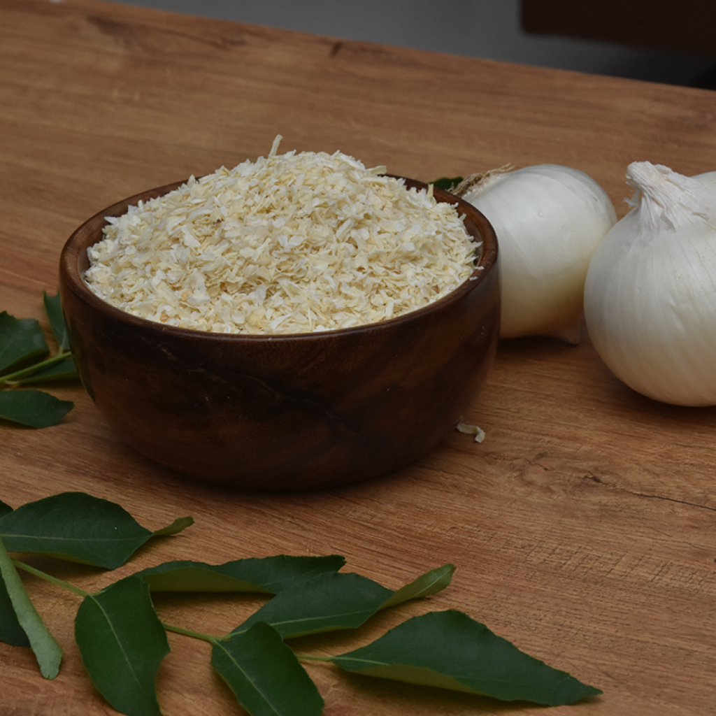 DEHYDRATED WHITE ONION MINCED